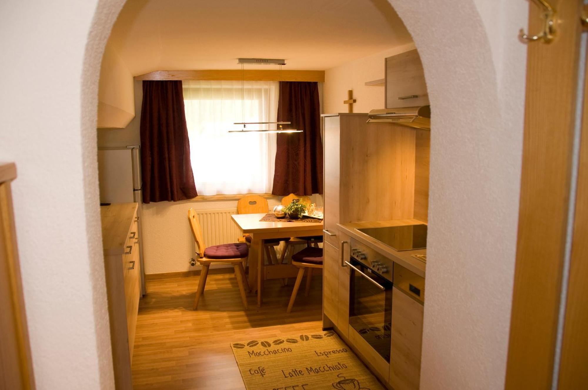 Haus Astoria Apartman Sankt Leonhard im Pitztal Kültér fotó