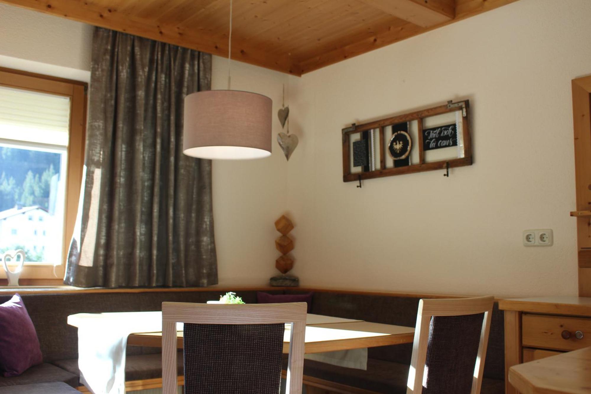Haus Astoria Apartman Sankt Leonhard im Pitztal Kültér fotó